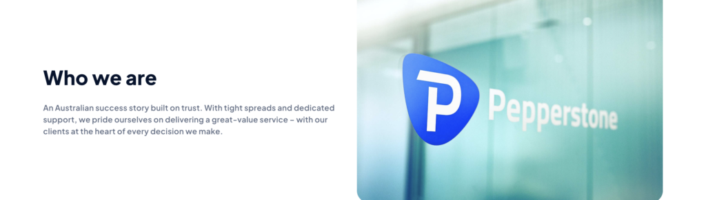 Pepperstone
Zdroj: Screenshot ze stránky: pepperstone.com. 
Na obrázku je obrázek loga a vedle popis kdo jsou. 