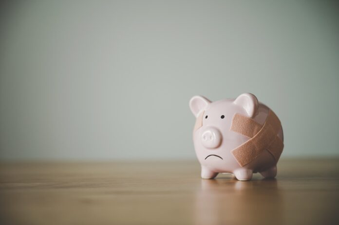 Losing money. Source: Adobe Stock